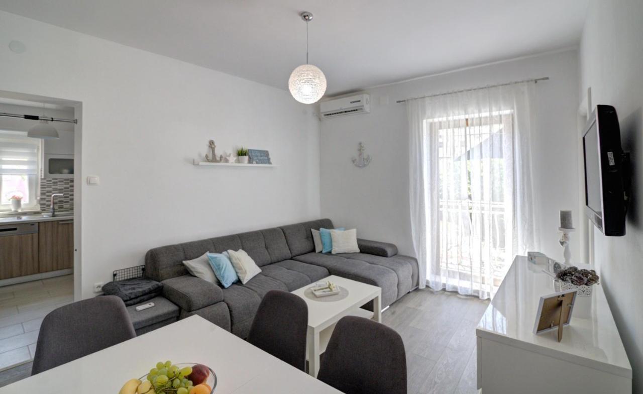 סווטי יוראי Apartman Luka מראה חיצוני תמונה