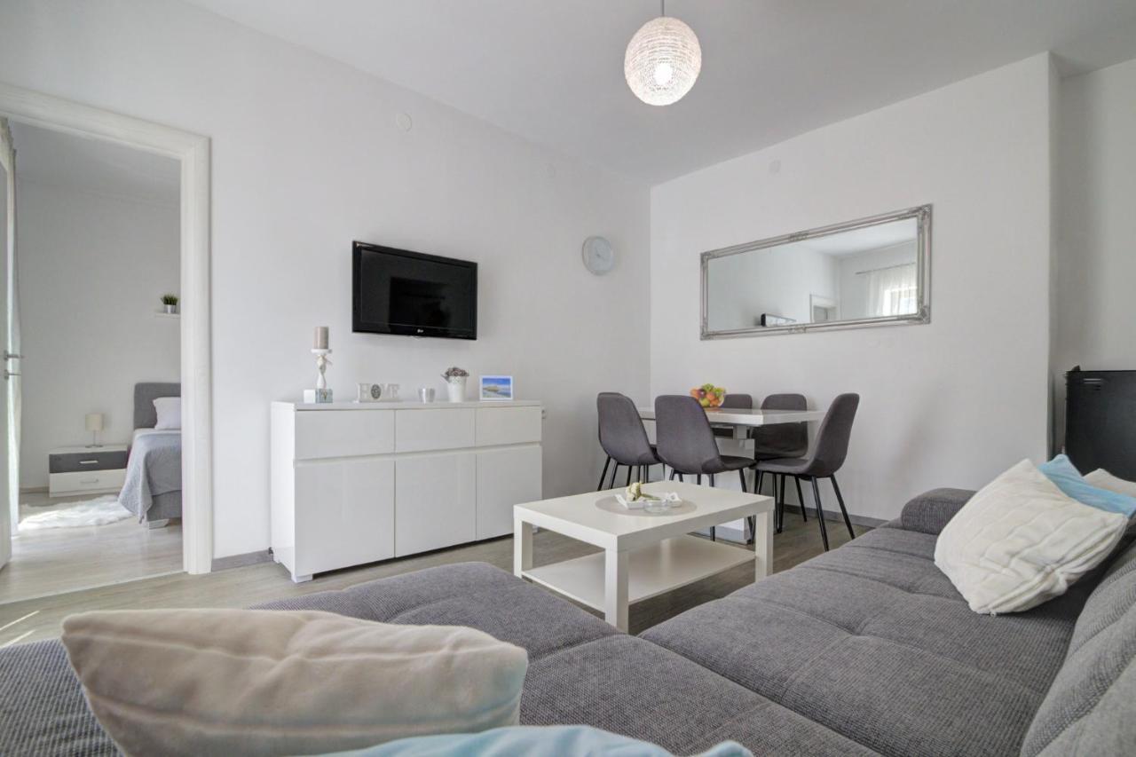 סווטי יוראי Apartman Luka מראה חיצוני תמונה